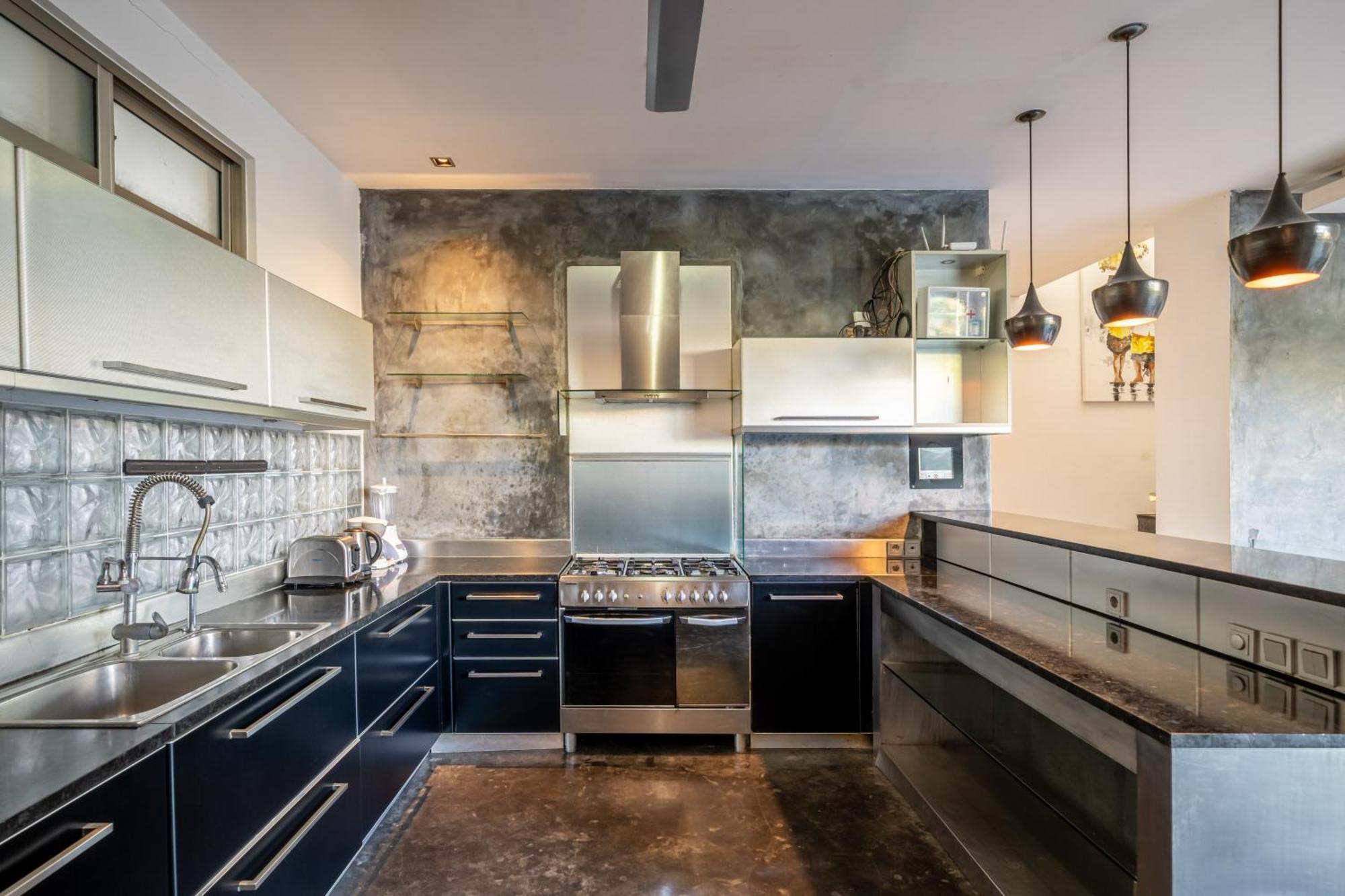 Onyx Villa